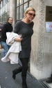 Имя файла=Nadine_Coyle_leaving_her_house_and_Kim_Entering_Radio_1_21_11_07_282829.jpg
Размер файла=533КБ
Размеры=1588x2700
Дата=Июль 28, 2012 Nadine_Coyle_leaving_her_house_and_Kim_Entering_Radio_1_21_11_07_282829.jpg