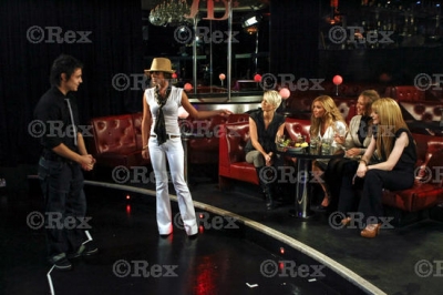 Girls_Aloud_On_X_Factor_16_11_17.jpg