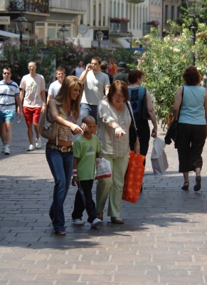 Cheryl_Tweedy_going_to_Mc_Donalds_Germany_240606_30.jpg