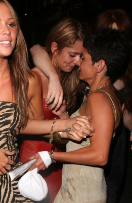 Cheryls_Hen_Night_010706_17.jpg