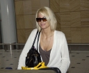 Girls_Aloud_Arriving_In_Sydney_220206_1.jpg