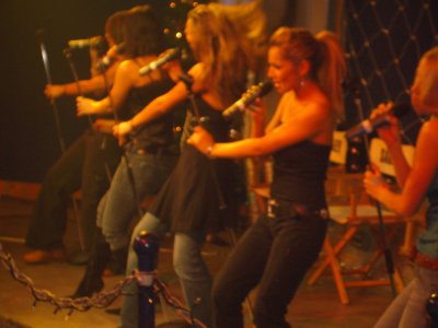 Girls_Aloud_at_the_works_6.jpg