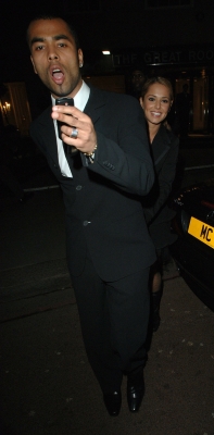 Leaving_Royal_Variety_event_-_110306_1.JPG