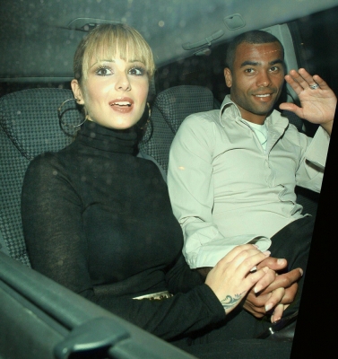 Leaving_the_Rex_Cinema__Bar_-_021006_3.jpg