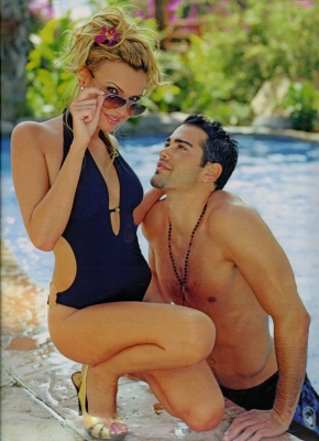 Nadine__Jesse_In_OK_Magazine_13.jpg