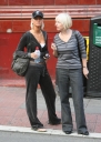 Имя файла=Sarah__Her_Mum_Visiting_Nail_Salon_310806_10.jpg
Размер файла=602КБ
Размеры=2134x3000
Дата=Март 08, 2012 Sarah__Her_Mum_Visiting_Nail_Salon_310806_10.jpg