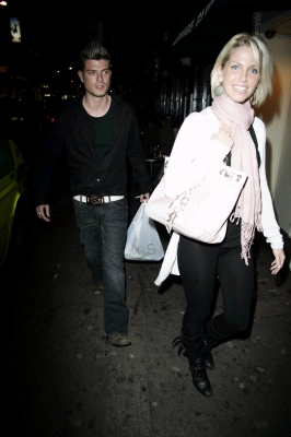 Sarah__Mikey_On_A_Night_Out_May_2006_3.jpg