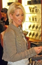 Имя файла=Sarah_Harding_shopping_at_Trafford_Centre2C_Manchester_20_04_06_281629.jpg
Размер файла=63КБ
Размеры=525x800
Дата=Янв 20, 2013 Sarah_Harding_shopping_at_Trafford_Centre2C_Manchester_20_04_06_281629.jpg