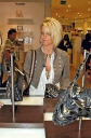 Имя файла=Sarah_Harding_shopping_at_Trafford_Centre2C_Manchester_20_04_06_281729.jpg
Размер файла=73КБ
Размеры=525x800
Дата=Янв 20, 2013 Sarah_Harding_shopping_at_Trafford_Centre2C_Manchester_20_04_06_281729.jpg