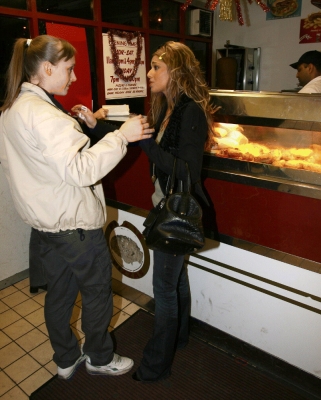 Visiting_local_fish__chip_shop_-_231206_17.jpg