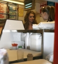 Имя файла=Visiting_local_fish__chip_shop_-_231206_12.jpg
Размер файла=236КБ
Размеры=908x1000
Дата=Март 08, 2012 Visiting_local_fish__chip_shop_-_231206_12.jpg