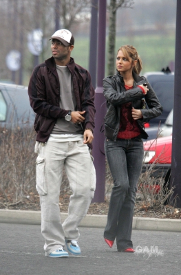 Cheryl___Ashley_Shopping_At_Bluewater_21_04_05_28629.jpg