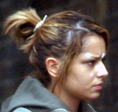 Cheryl_entering_a_studio_200105_2.jpg