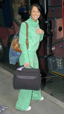 Girls_Aloud_In_Manchester_Leaving_Hotel_19200505_34.jpg