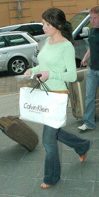 Girls_Aloud_In_Manchester_Leaving_Hotel_19200505_43.jpg