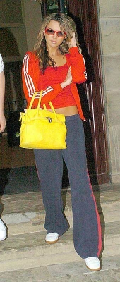 Girls_Aloud_In_Manchester_Leaving_Hotel_19200505_58.jpg