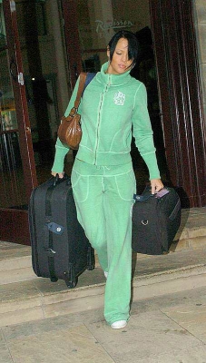 Girls_Aloud_In_Manchester_Leaving_Hotel_19200505_60.jpg