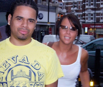 Kimberley__Justin_In_Giraffe_Restaurant_260605_2.jpg