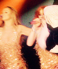 tumblr_lybevakhu31r2ghivo1_250.gif