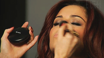 Elle_2011_10.gif