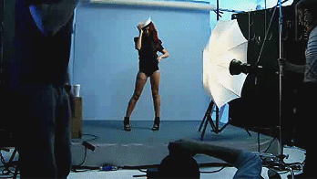 Elle_2009_3.gif