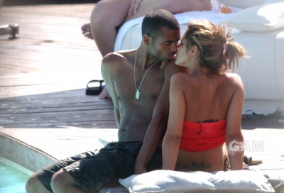 Cheryl___Ashley_In_Marbella2C_Spain_19_06_05_282129.jpg