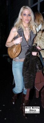 Sarah_Harding_leaving_Kabaret_Club2C_London_23_02_05_281429.jpg
