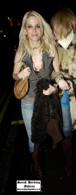 Sarah_Harding_leaving_Kabaret_Club2C_London_23_02_05_28929.jpg