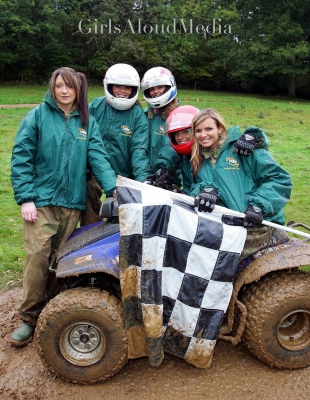 Girls_Aloud_-_Outdoor_Activites_CDUK_Dorset_061104_1.jpg