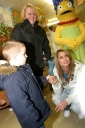 Имя файла=Girls_Aloud_Visiting_Leeds_General_Infirmary_041104_1.jpg
Размер файла=66КБ
Размеры=469x704
Дата=Март 05, 2012 Girls_Aloud_Visiting_Leeds_General_Infirmary_041104_1.jpg