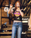 Girls_Aloud_perform_at_the_Bristol_International_Balloon_Fiesta_070803_4.png