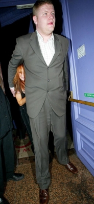 Cheryl_Kimberley_and_Nicola_at_the_10_Room_Club_London_081203_6.jpg