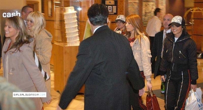 Girls_Aloud_leaving_the_Hilton_Hotel_after_Clyde1_Cash_for_Kids_121203_3.jpg