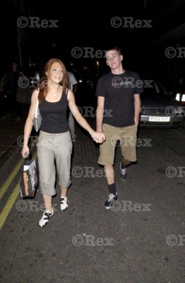 Girls_Aloud_leaving_the_TOTP_Magazine_Party_Tantra_London_050603_4.jpg