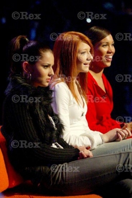 Girls_Aloud_on_Popstars_The_Rivals_301102_90.jpg