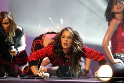 Girls_Aloud_perform_at_National_Music_Awards_261003_5.jpg
