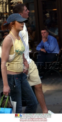 Nicola_and_her_boyfriend_shopping_in_London_240603_28229.jpg