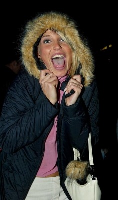 Sarah_Harding_leaving_Popstars_the_Rivals_studios_231102_28629.jpg