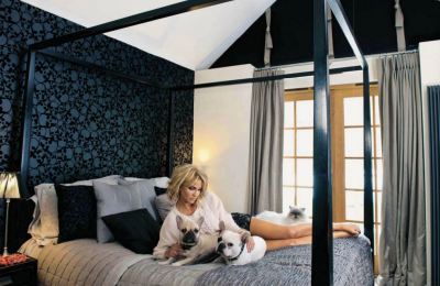 Hello_Magazine_12_12_11_-_Sarah_and_Cheryl_281629.jpg