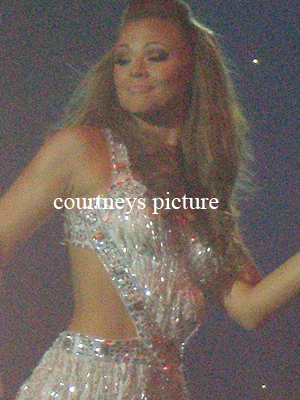 Out_Of_Control_Tour_London_24_05_09_281129.png