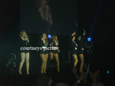 Out_Of_Control_Tour_London_24_05_09_282129.png
