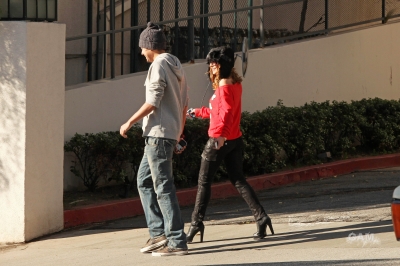 Cheryl_Cole_in_LA_13_01_12_281029.jpg