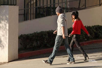 Cheryl_Cole_in_LA_13_01_12_281629.jpg