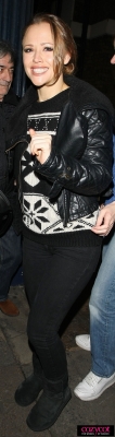 Kimberley_Walsh_leaving_the_Theatre_Royal_03_01_12_28329.jpg
