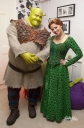 Kimberley_with_the_new_cast_of_Shrek_the_Musical_29_02_12_28629.jpg