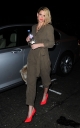 Sarah_and_Kimberley_leaving_Shrek_the_Musical_27_01_12_282329.jpg