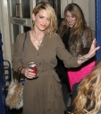 Sarah_and_Kimberley_leaving_Shrek_the_Musical_27_01_12_286329.jpg