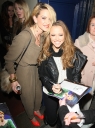 Имя файла=Sarah_and_Kimberley_leaving_Shrek_the_Musical_27_01_12_286929.jpg
Размер файла=1228КБ
Размеры=2184x2940
Дата=Март 14, 2012 Sarah_and_Kimberley_leaving_Shrek_the_Musical_27_01_12_286929.jpg