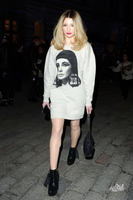 Nicola_Roberts_arriving_at_the_KTZ_fashion_show_21_02_12_28729.jpg