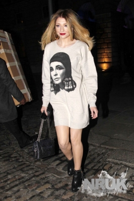 Nicola_Roberts_arriving_at_the_KTZ_fashion_show_21_02_12_28829.jpg